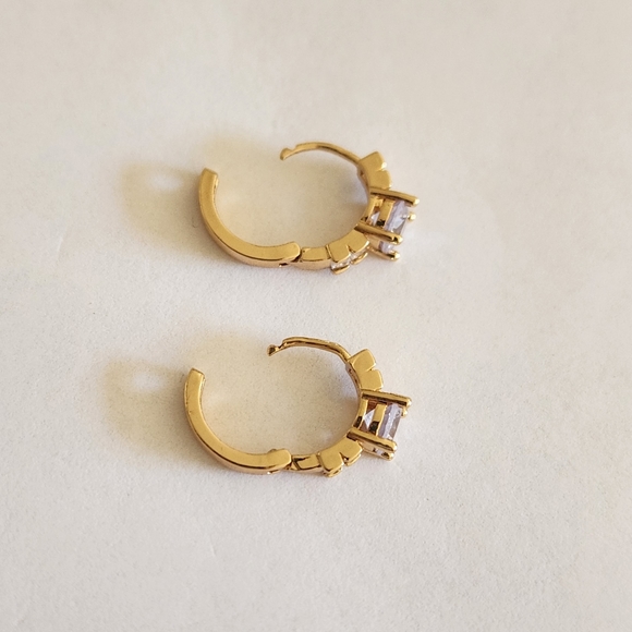 New 18K Gold Plated Diamond Huggie Hoop Earrings for Women - Picture 6 of 9